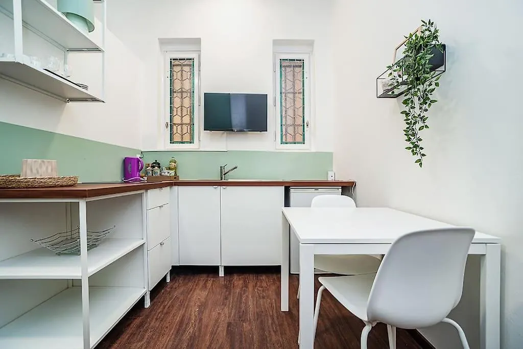 Cozy Old Town Stay - 1-Bedroom Apartment Praag 0*,  Tsjechië